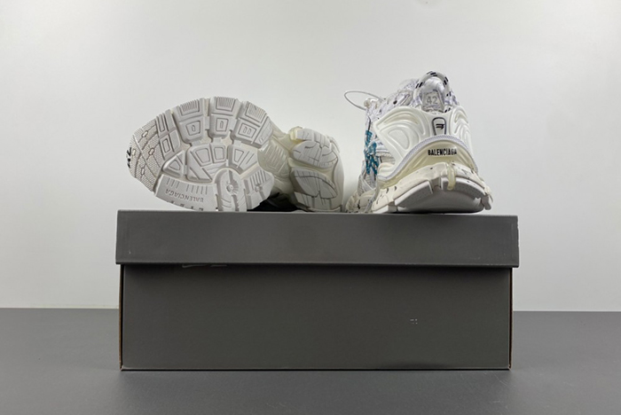 BALENCIAGA -Runner 7.0 blue letters 772774 W3RNY 0133