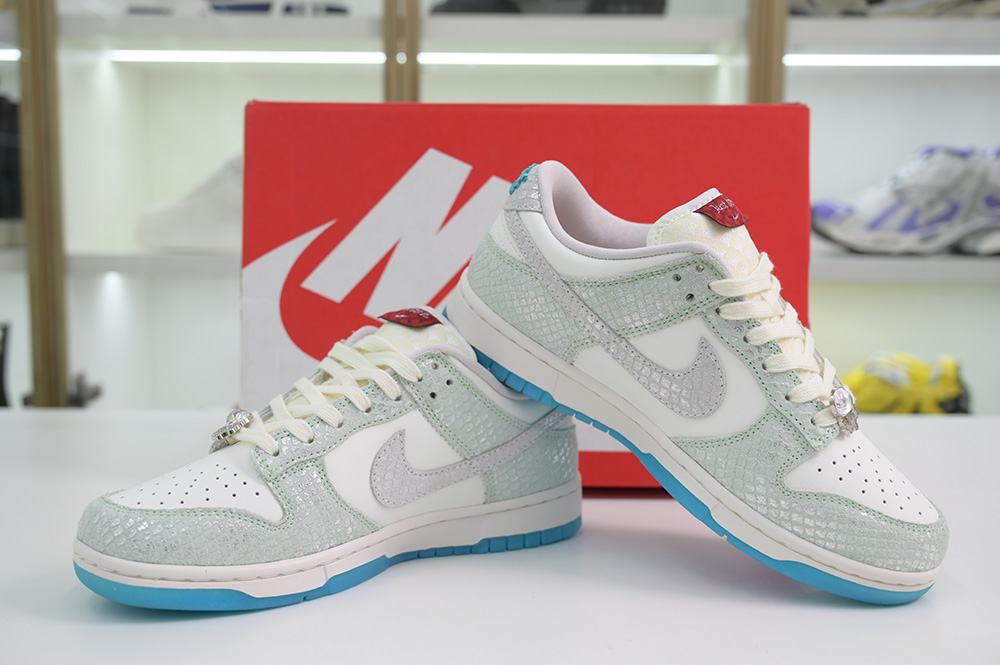 Nike Dunk Low LX Year of the Dragon (2024) FZ5065-111