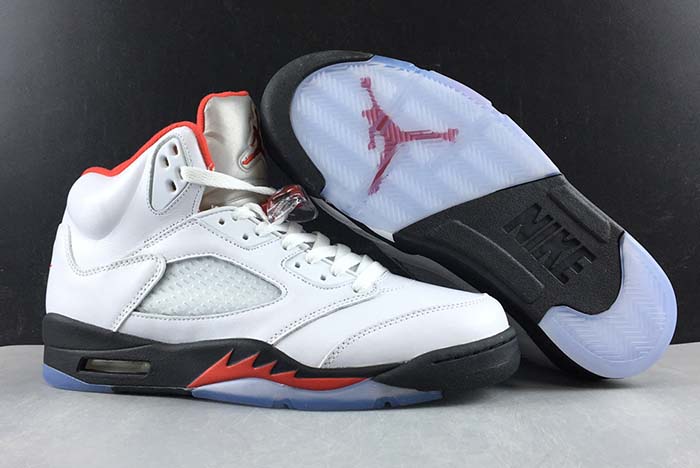 AIR JORDAN 5 RETRO FIRE RED DA1911-102