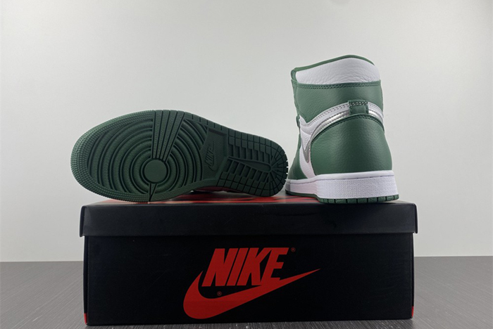 Air Jordan 1 High OG “Gorge Green” DZ5485-303
