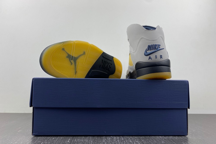 Jordan 5 Retro A Ma Maniére Diffused Blue FZ5758-004