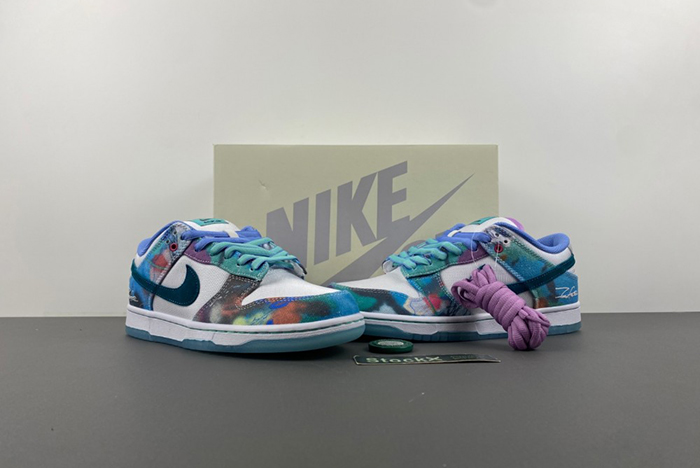 Futura Laboratories x Nike SB Dunk Low HF6061-400