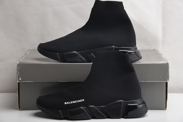 Balenciaga Speed Trainer Sneakers All Black 483502 W05G0 1000
