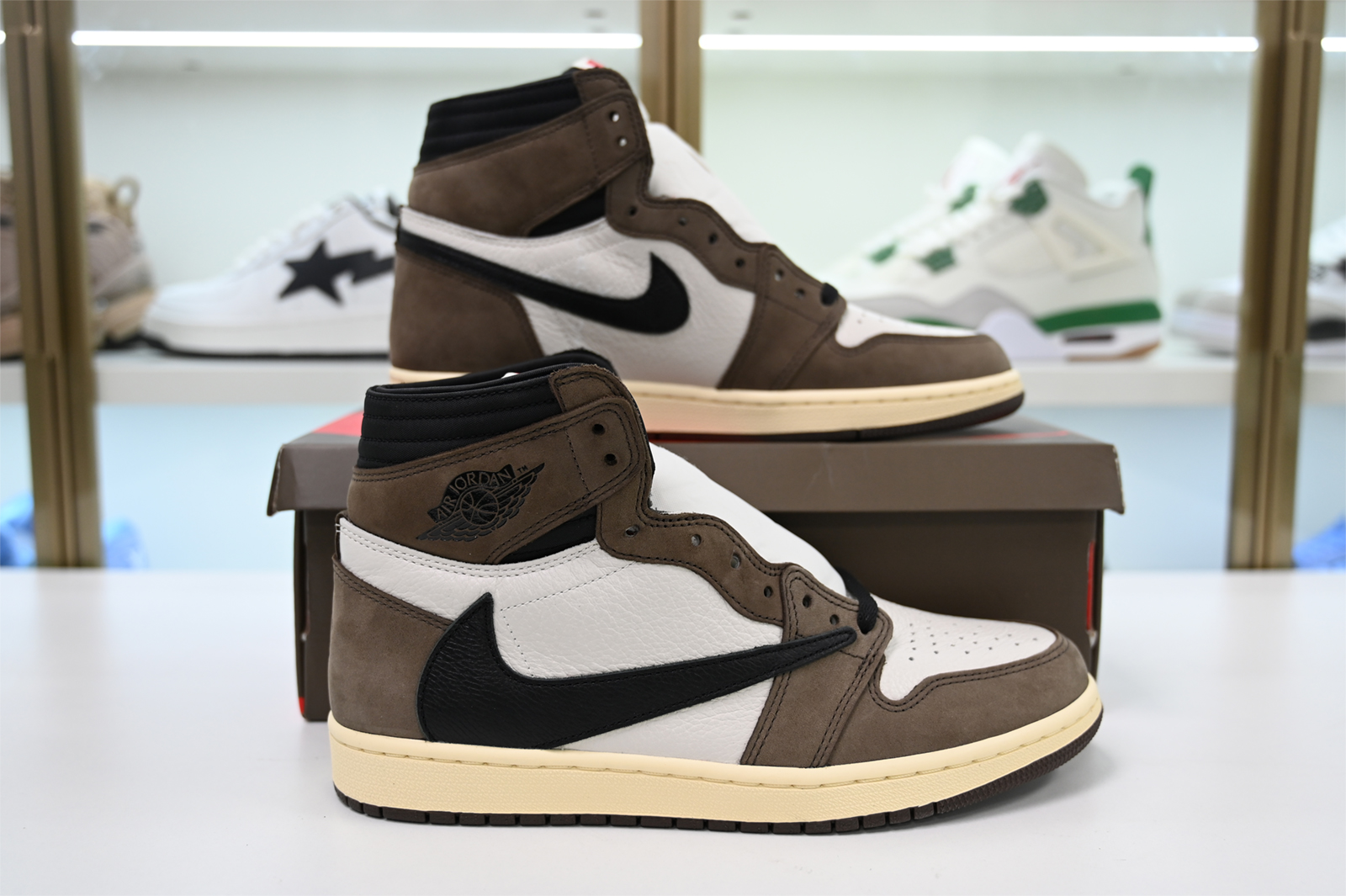 JORDAN 1 RETRO HIGH TRAVIS SCOTT CD4487-100