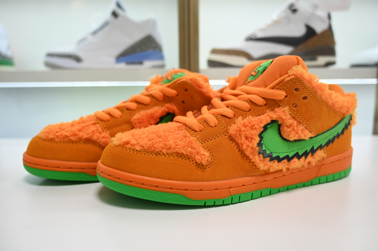 Grateful Dead x Nike SB Dunk Low Orange CJ5378-800