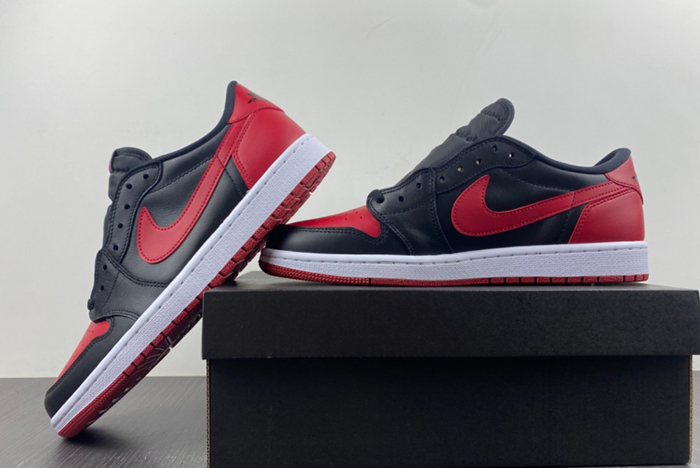 Air Jordan 1 Low OG “Bred” 705329-001