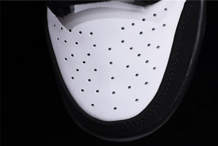 Nike SB Dunk Low Staple Panda Pigeon - BV1310-013