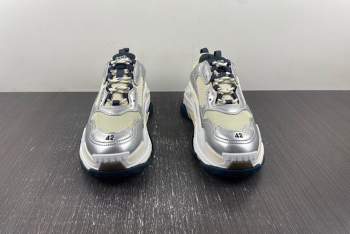 BALENCIAGA silver grey 524039 W2FS2 8106