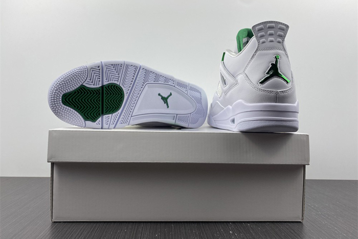 Air Jordan 4 “Pure Money”  CT8527-113