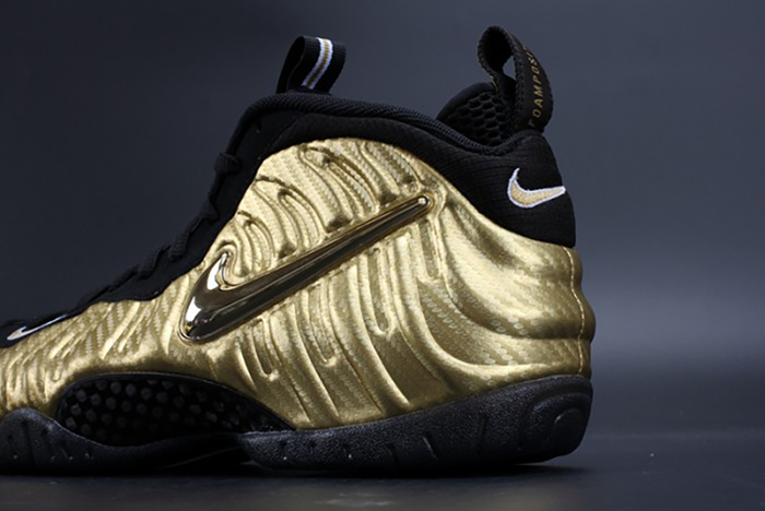 Air Foamposite Pro "Metallic Gold" Black mens 624041-701
