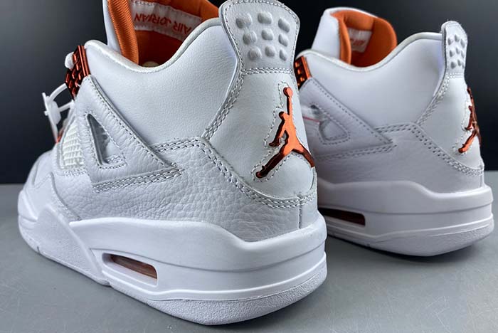 Air Jordan 4 “Orange Metallic” CT8527-114