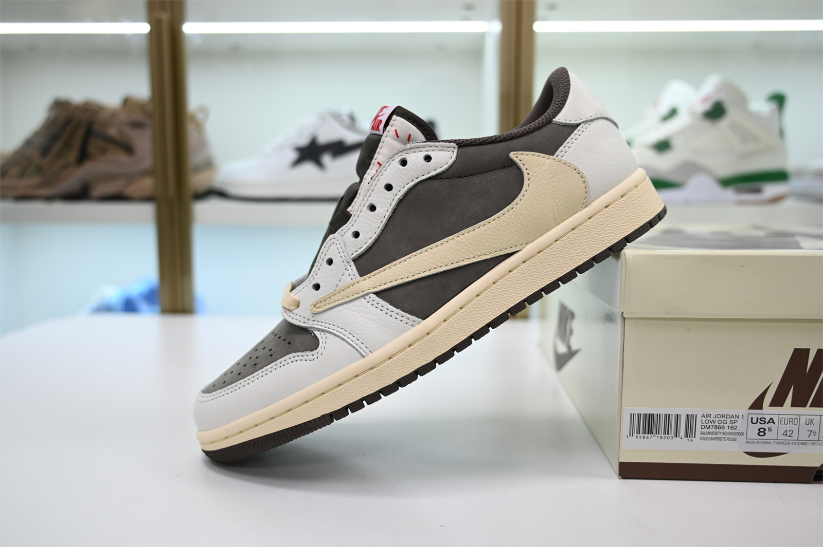 Air Jordan 1 Retro Low OG SP Travis Scott Reverse Mocha DM7866-162