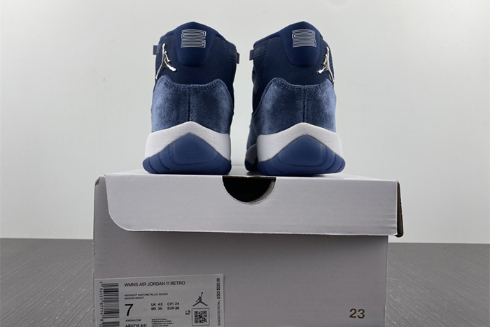 Jordan 11 Retro Midnight Navy AR0715-441