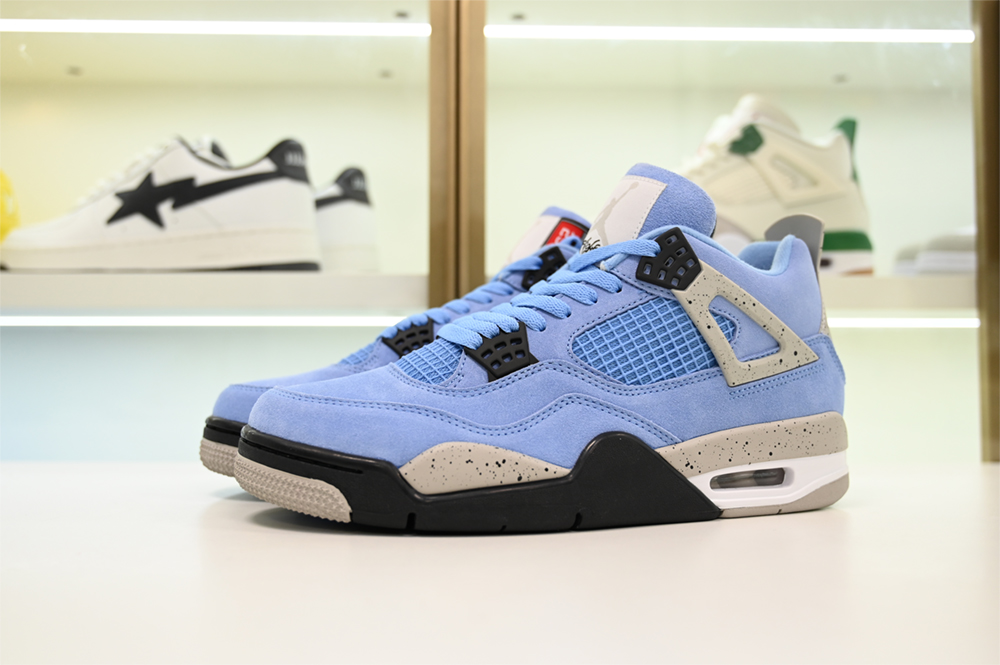 Air Jordan 4 “University Blue CT8527-400