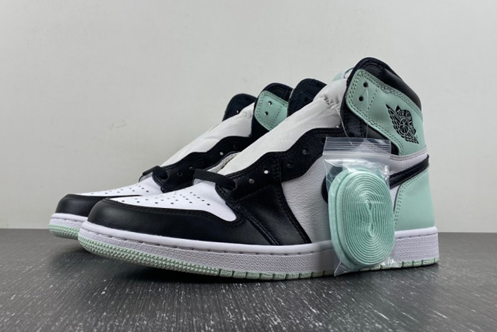 Jordan 1 Retro High Igloo Men