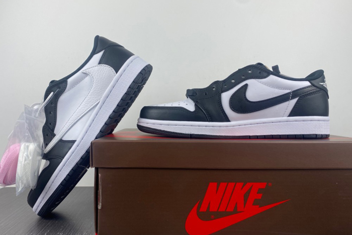 TRAVIS SCOTT X AIR JORDAN 1 LOW WHITE/BLACK/WHITE DM7866-007