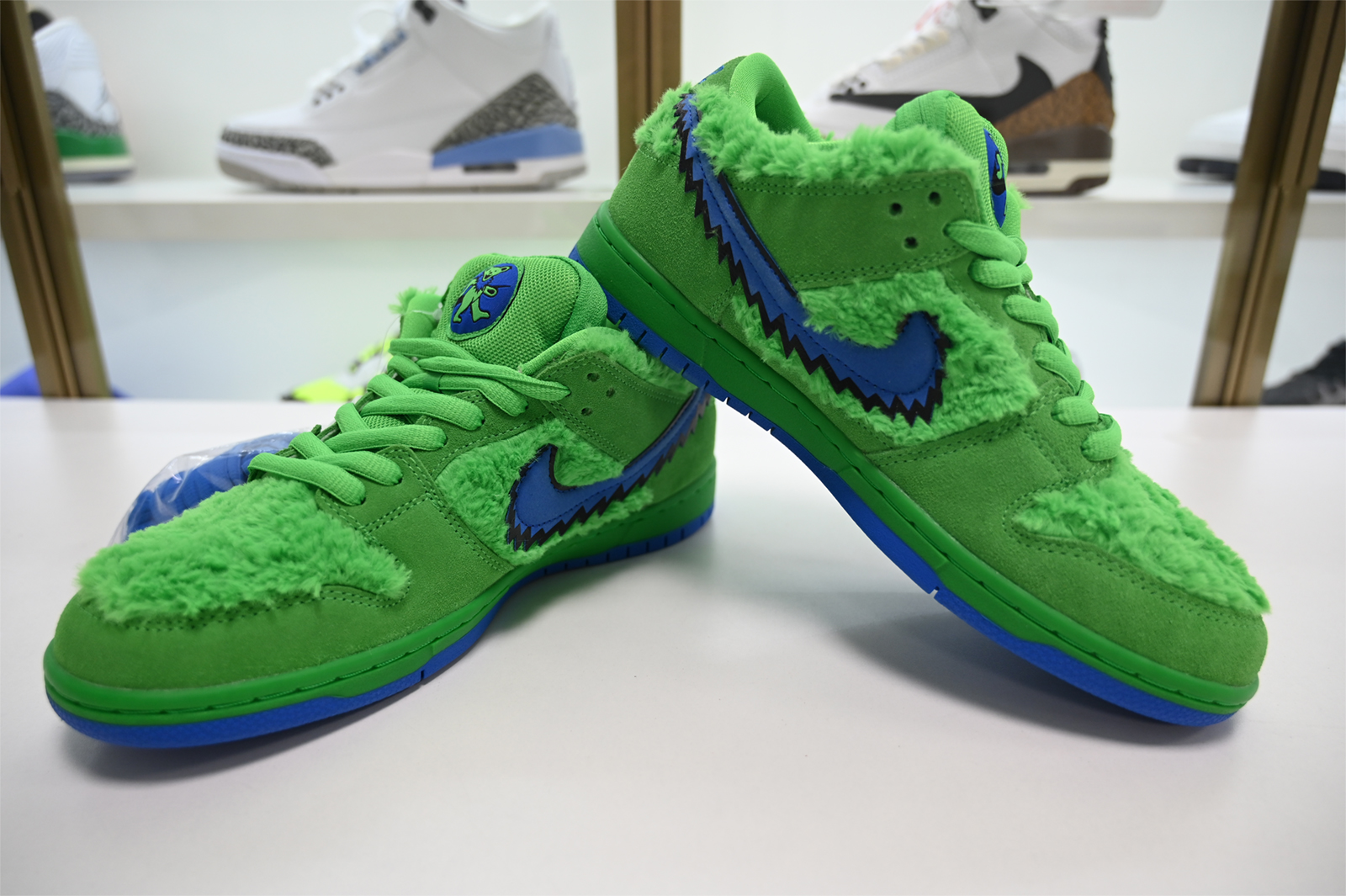 Dead x Nike SB Dunk Low“ Green Bear” CJ5378-300