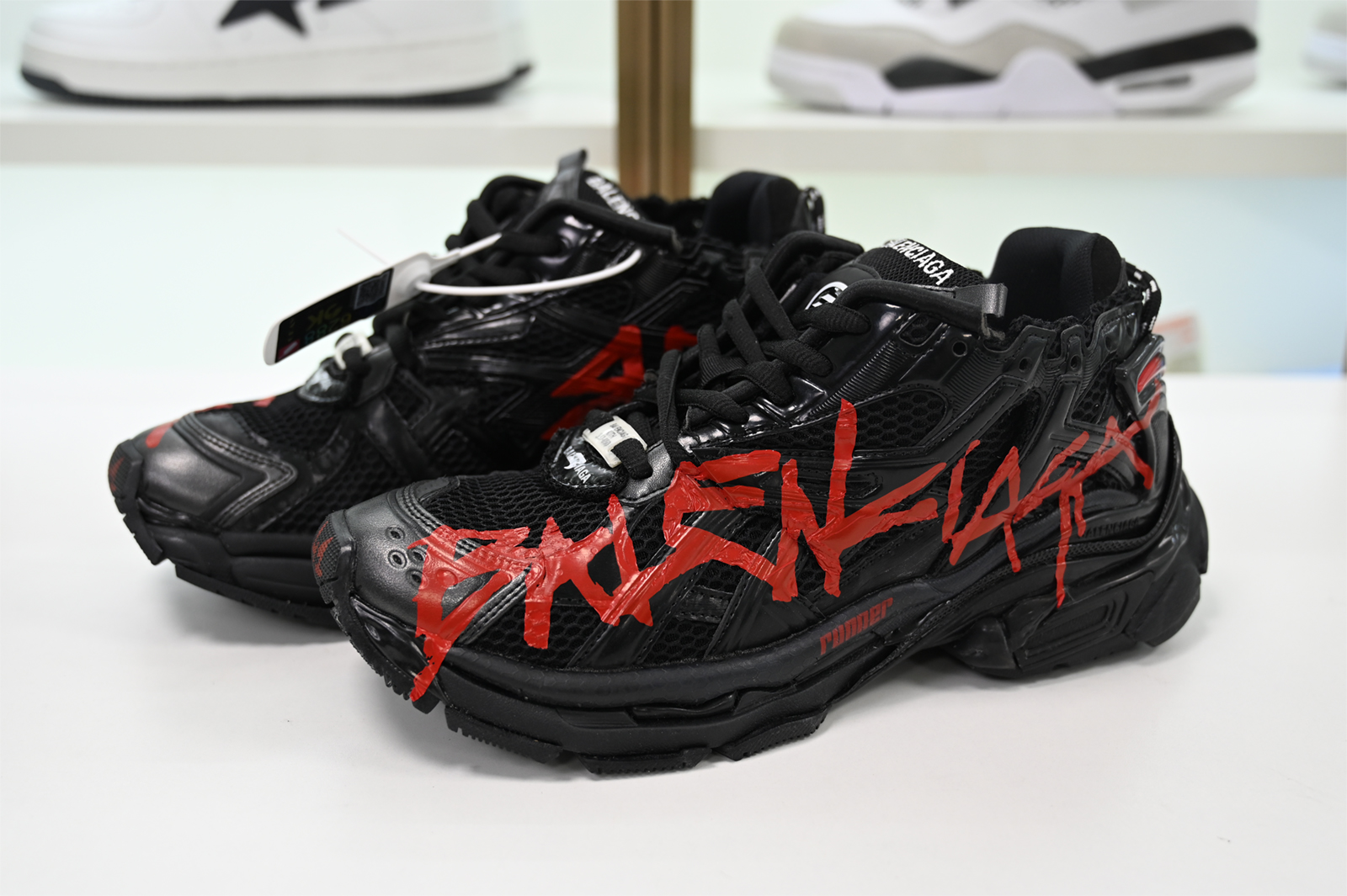 BALENCIAGA -Runner 7.0 677403 W3RB1 0102