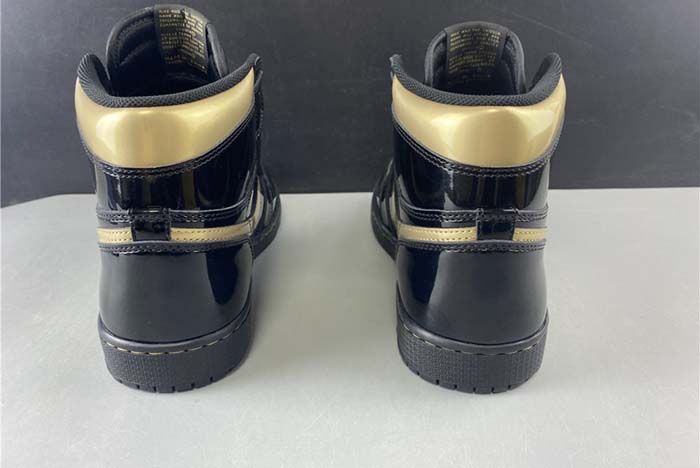 Air Jordan 1 High OG Black Metallic God 555088-032