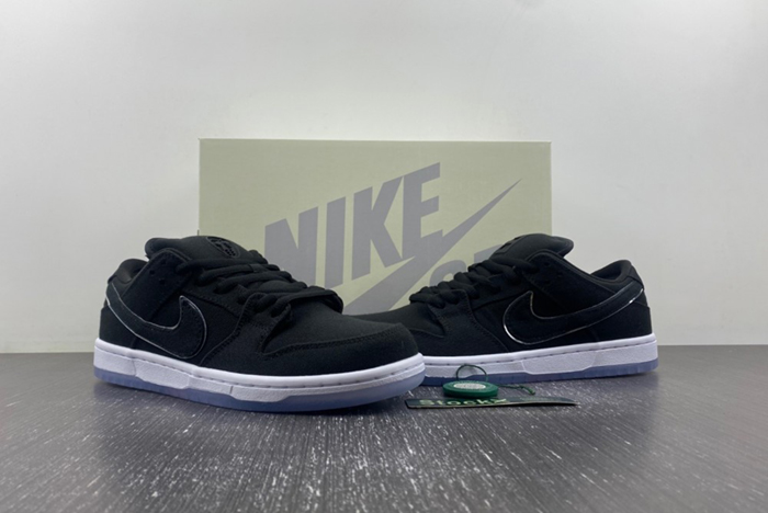 Nike Dunk Low  denim FN4193-013