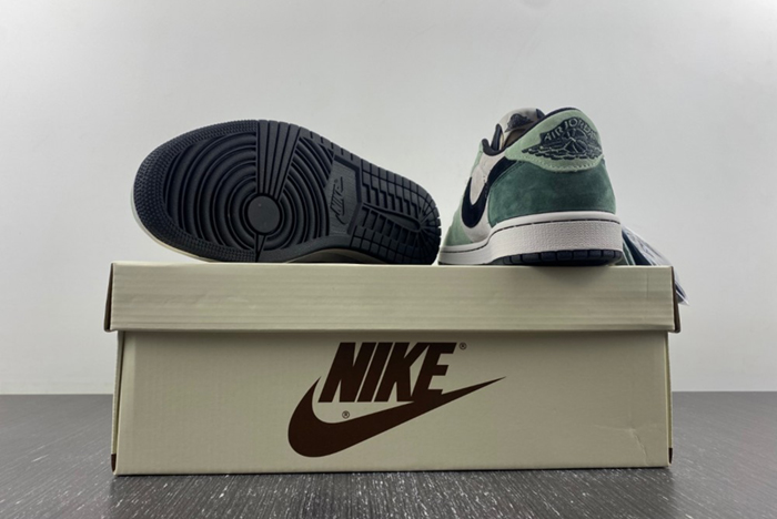 Travis Scott x Air Jordan 1 Low WHITE GREEN BLACK DM7866-813