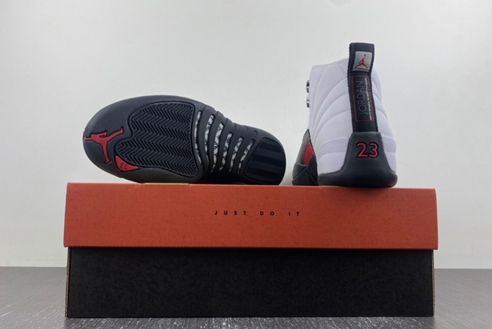 Air Jordan 12 Red Taxi CT8013-162