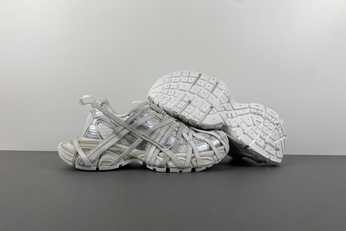 Balenciaga 3XL Extreme Lace Sneaker 34731 78698 W3XL2 0101