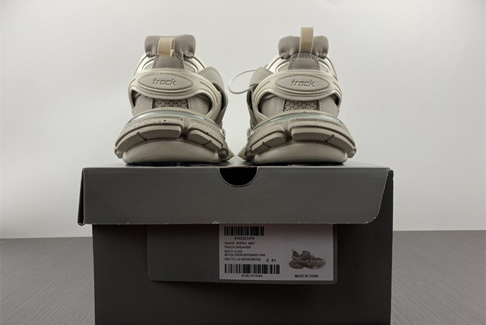 Balenciaga 3.0  542023 W3FE4 9597