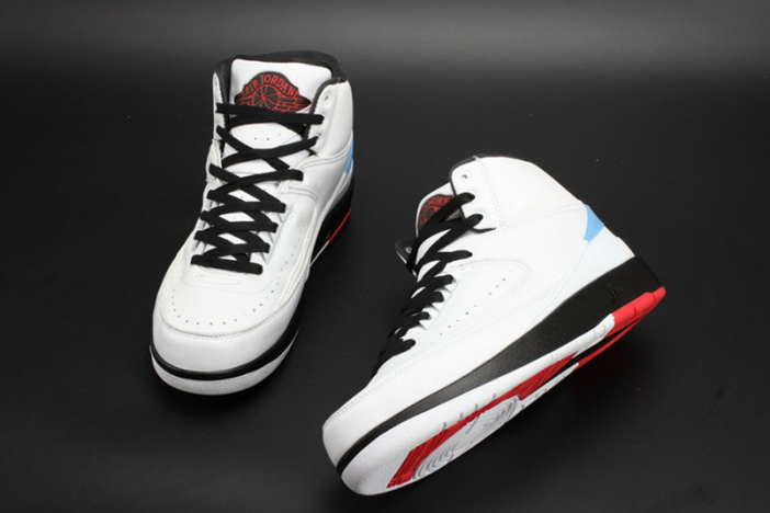 AIR JORDAN 2 RETRO UNC"Alumni" mens 917360-105