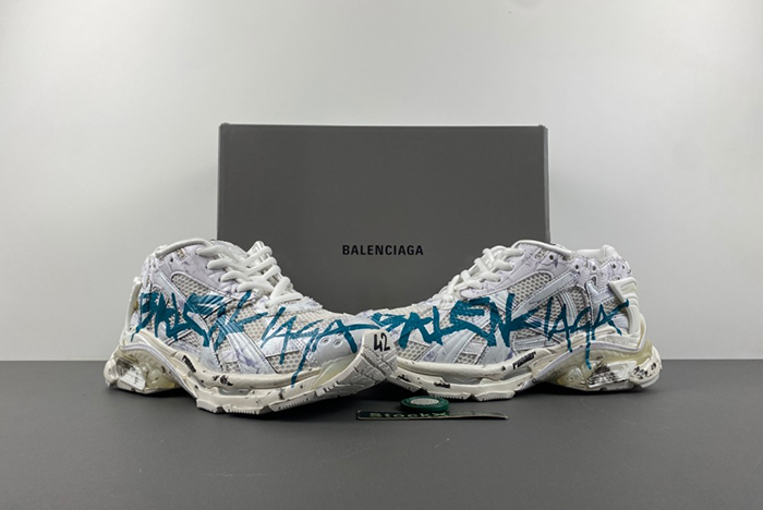 BALENCIAGA -Runner 7.0 blue letters 772774 W3RNY 0133