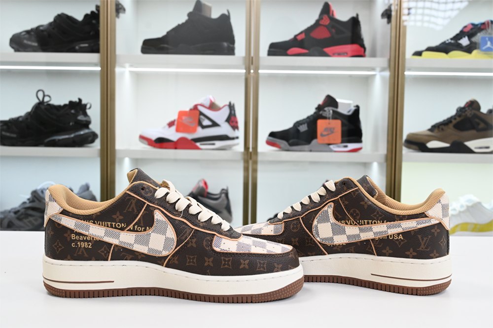 Nike Air Force 1 LV Low LV Brown with box