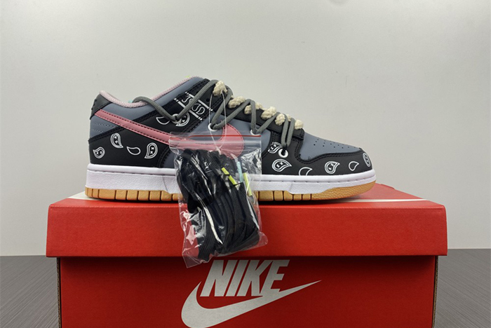 Nike Dunk Low SE FREE DH0952-001