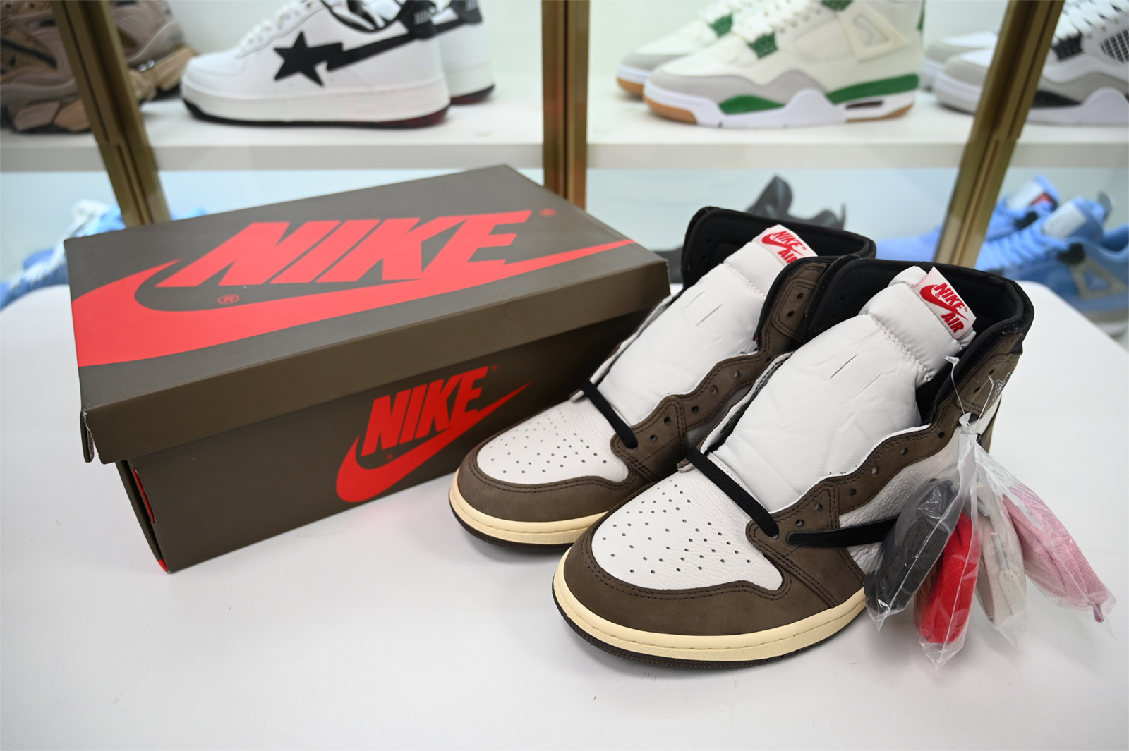 JORDAN 1 RETRO HIGH TRAVIS SCOTT CD4487-100