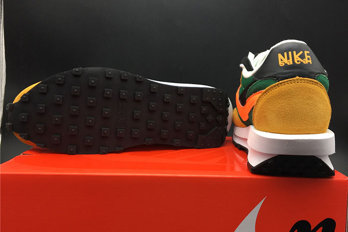 NIKE LD WAFFLE SACAI GREEN MULTI - BV0073-300