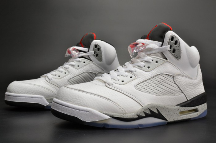 AIR JORDAN 5 RETRO "WHITE CEMENT" mens 136027-104