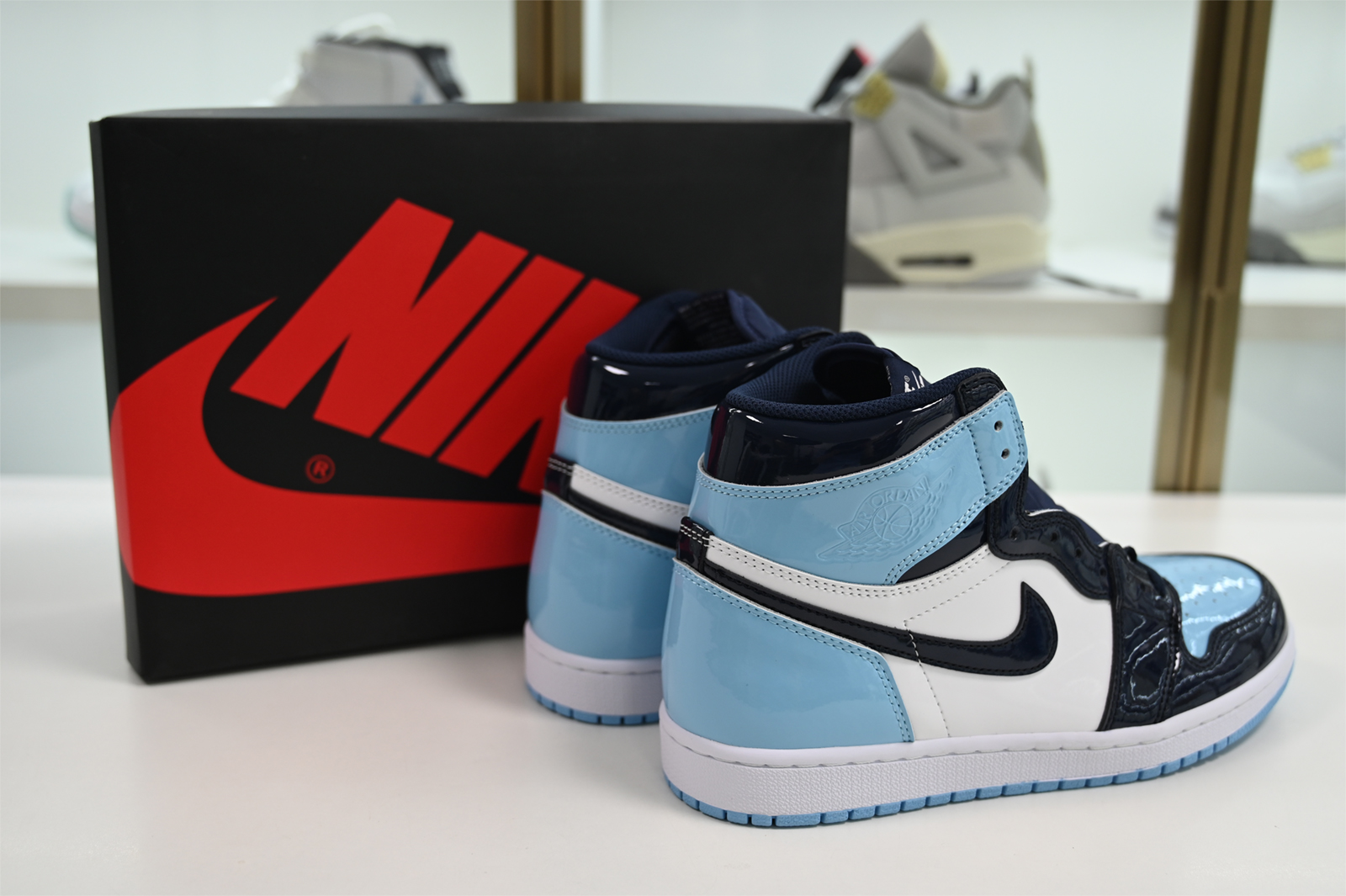 Air Jordan 1 UNC Blue Chill Patent Leather CD0461-401