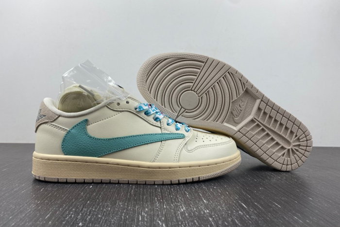 Travis Scott x Air Jordan 1 Low   DM7866-102