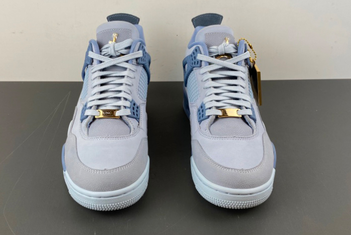 Jordan 4 UNC Tar Heels PE  HV9204-407