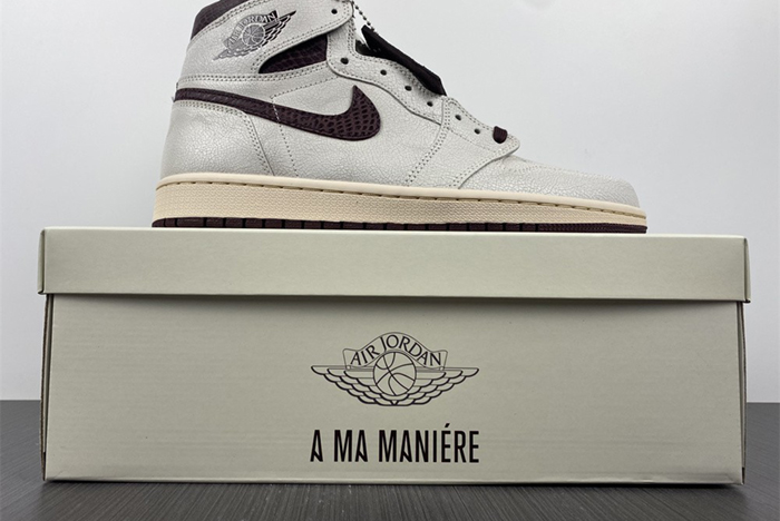 Air Jordan 1 High OG X A Ma Maniere DO7097-100