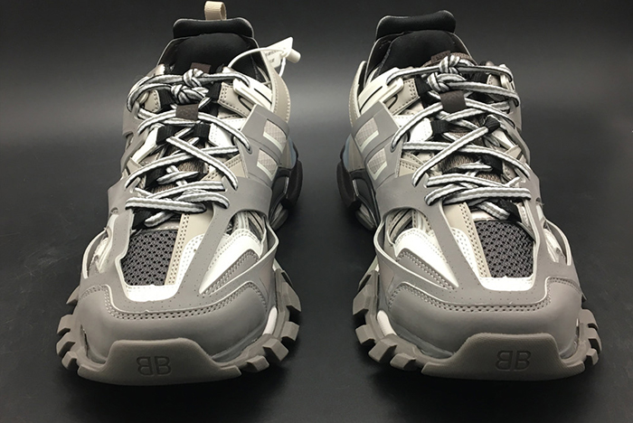 BALENCIAGA TRACK RUNNERS GREY 542023 W1GB1 7128