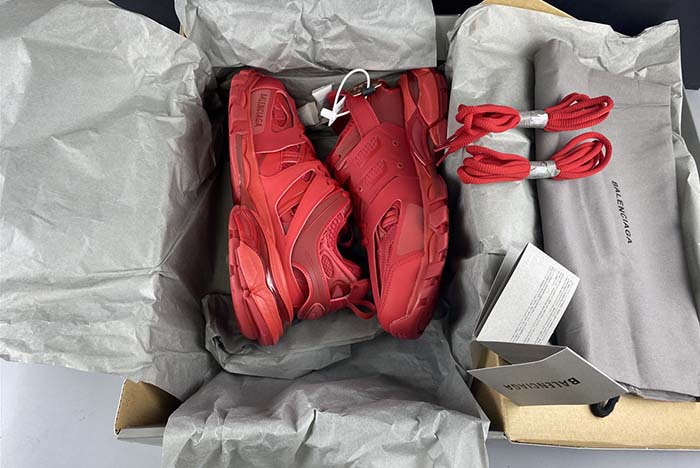 Balenciaga Track 3.0 542023 W2LA1 6000