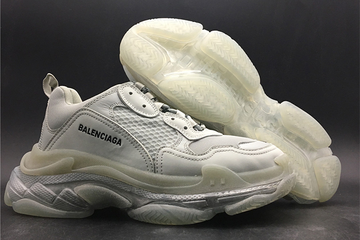 BALENCIAGA TRIPLE S TRAINER 