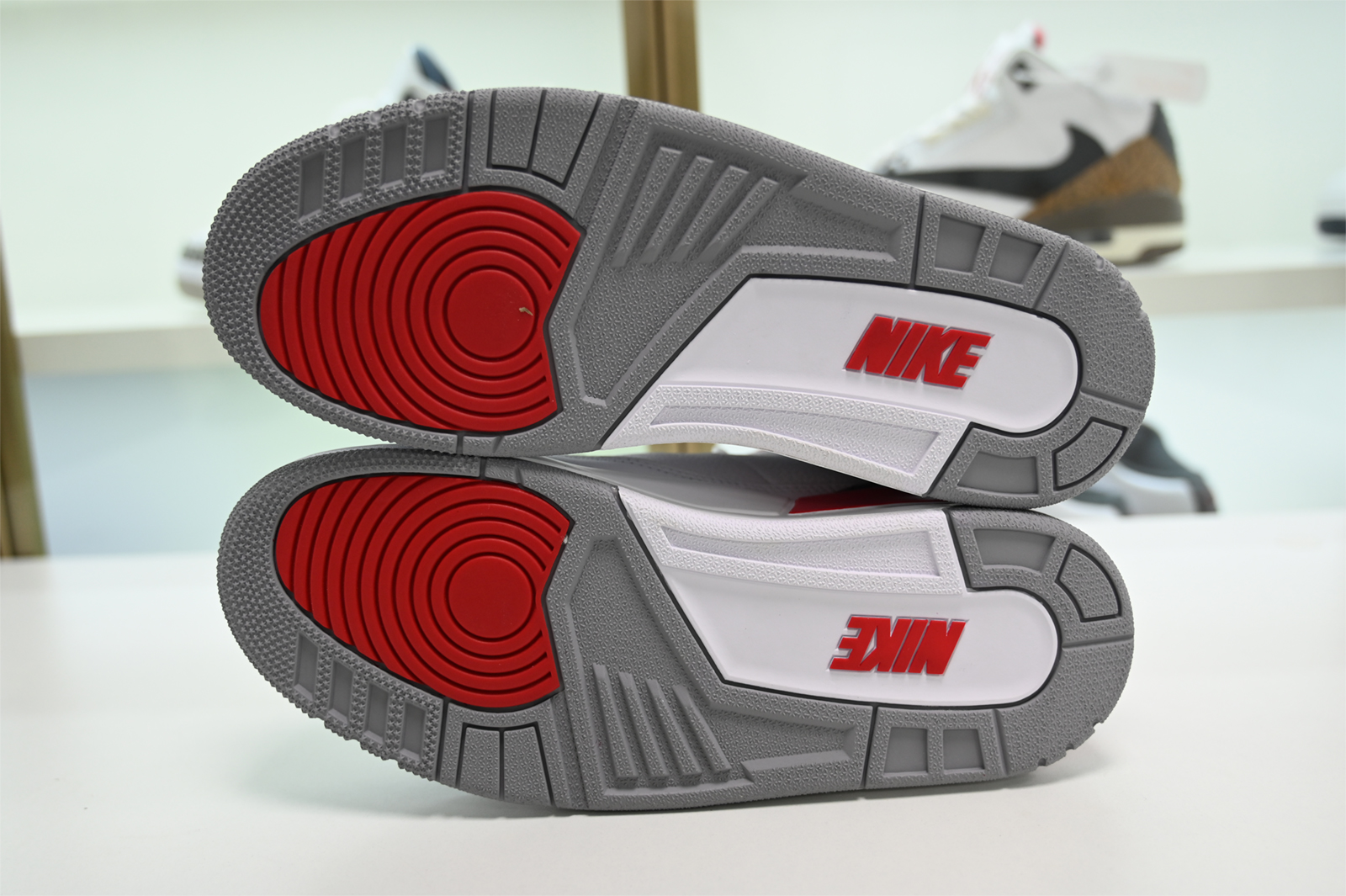 Air Jordan 3 OG “Fire Red” DN3707-160