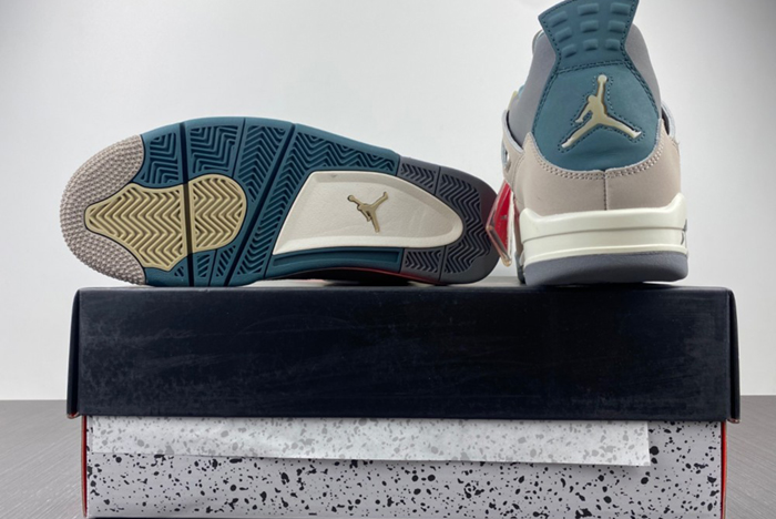 Air Jordan 4 SECRAFT DV3742-021-2