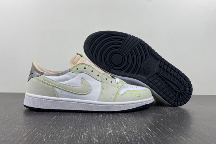 Jordan 1 Retro Low White Ghost Green Black Men