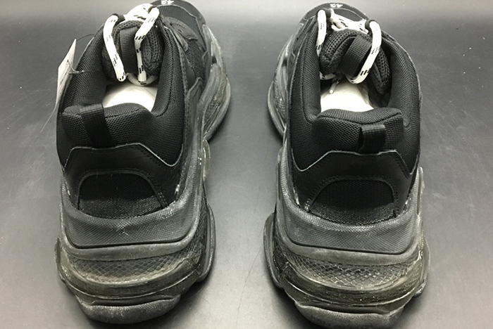 BALENCIAGA TRIPLE S TRAINER