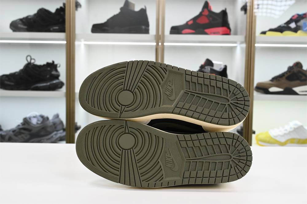 Travis Scott x Air Jordan 1 Low OG Olive  DZ4137-106