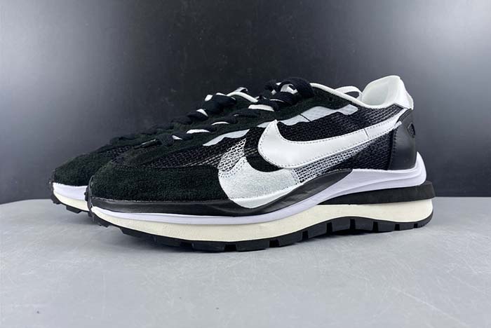 Sacai x Nike Pegasua Vaporfly Black White CI9928-001