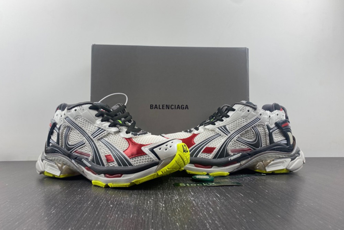 BALENCIAGA -Runner 7.0 white/grey/red 72774 W3RNY 0509