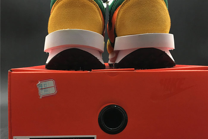 NIKE LD WAFFLE SACAI GREEN MULTI - BV0073-300